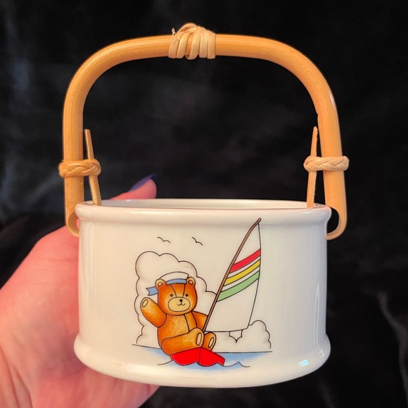 Rare Vintage 1980’s Ceramic Basket Sailing Bear with Bamboo Handle Cameron Japan - Picture 1 of 6